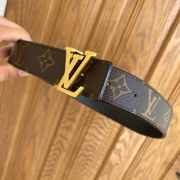 Women’s reversible Louis Vuitton belt - Picture 3 of 6